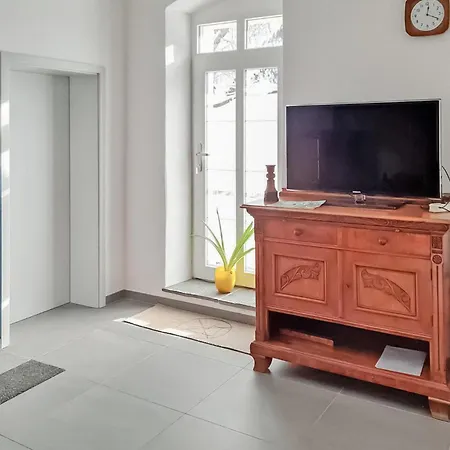 Ferienwohnung Schwarzenberg דירה *